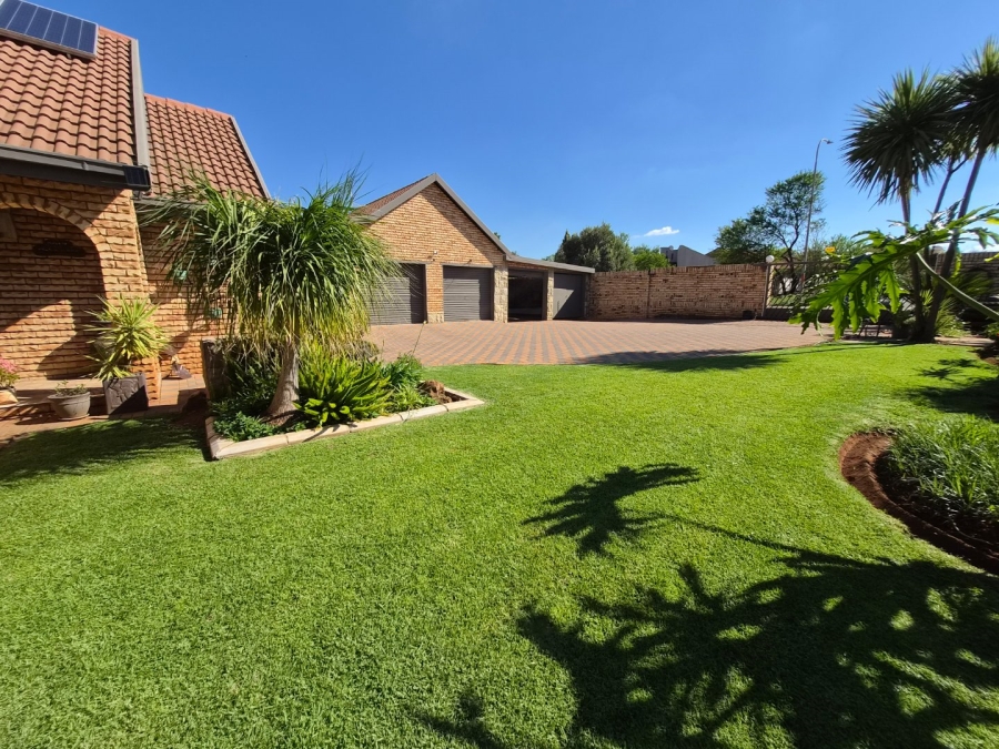 4 Bedroom Property for Sale in Doringkruin North West
